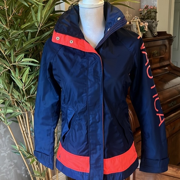 Nautica ladies windbreaker/jacket, extra small NWOT navy, and red - Picture 2 of 14